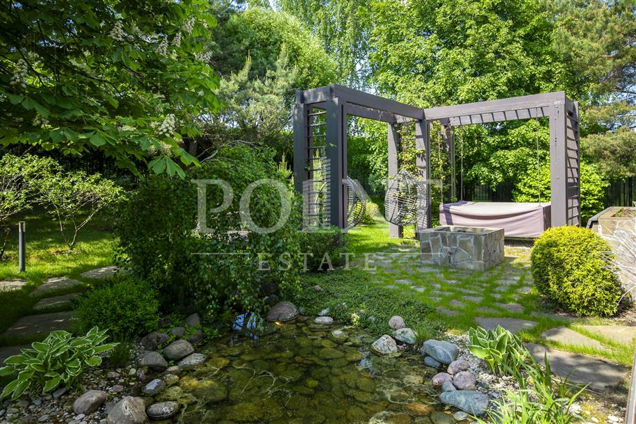 2-этажный коттедж 720 м² с отделкой