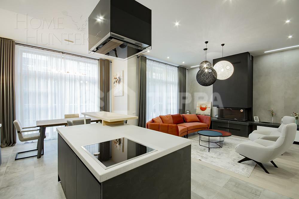 3-этажный таунхаус 291 м² с отделкой