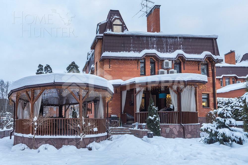 3-этажный коттедж 450 м² с отделкой