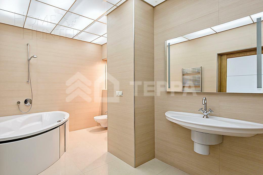 2-этажный таунхаус 204.7 м² с отделкой