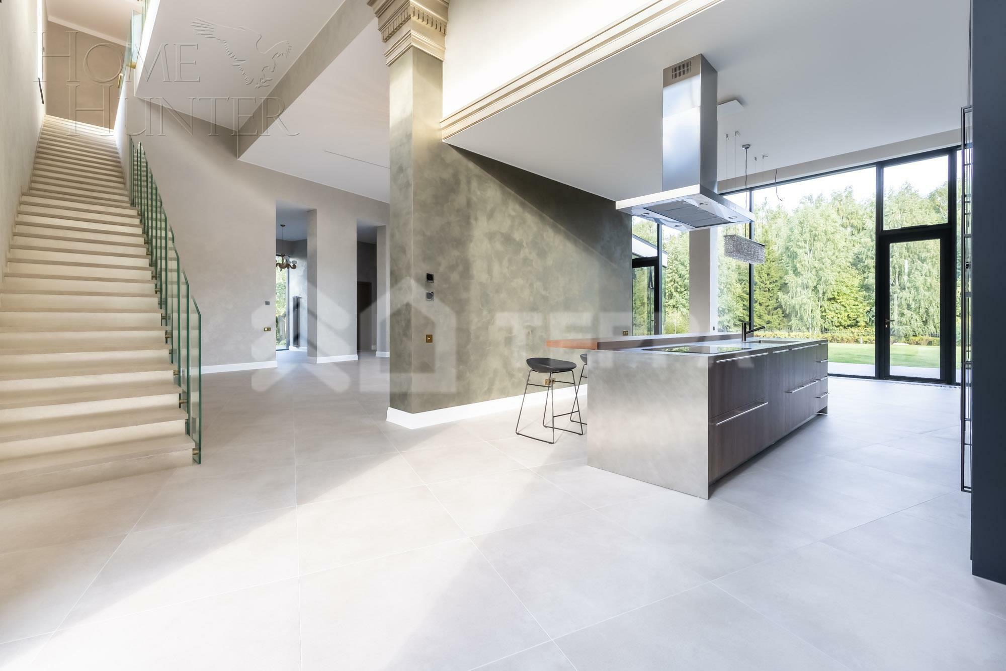 2-этажный коттедж 873 м² с отделкой