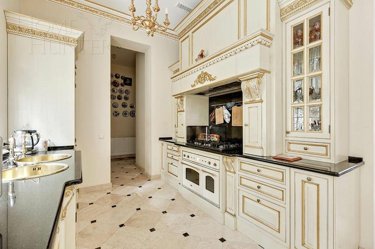 2-этажный коттедж 980 м² с отделкой