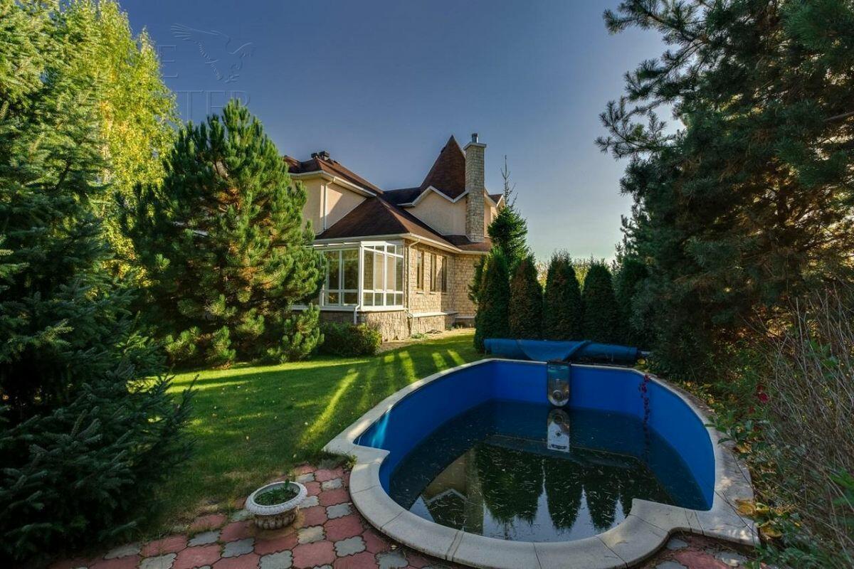 2-этажный коттедж 550 м² с отделкой