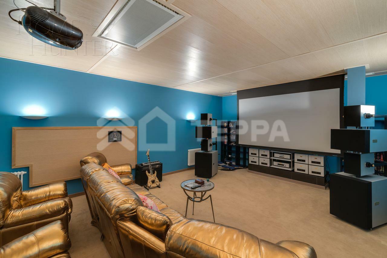 2-этажный коттедж 1 100 м² с отделкой