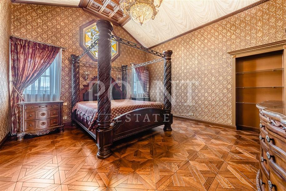 2-этажный коттедж 900 м² с отделкой