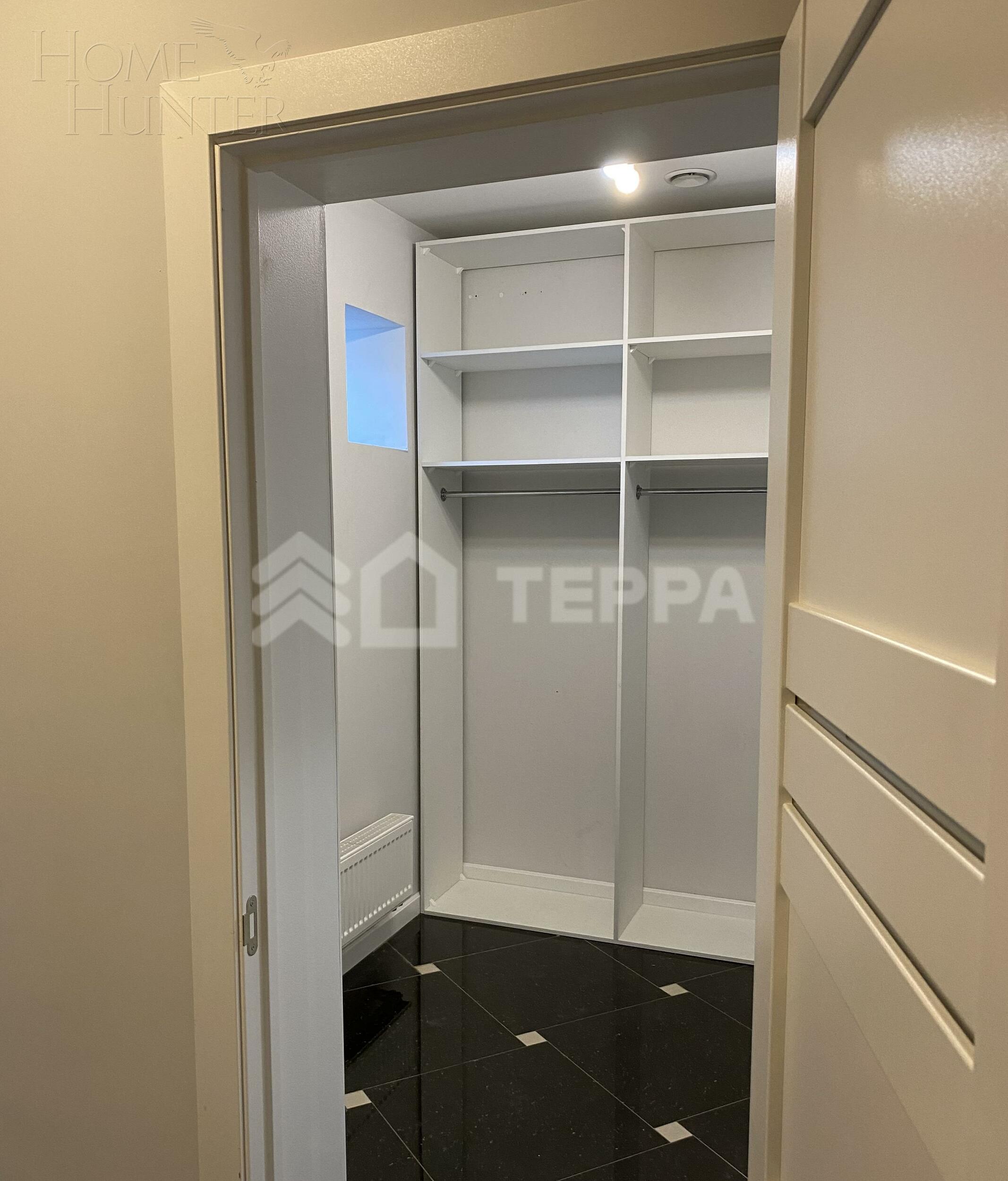 3-УРОВНЕВЫЙ ТАУНХАУС С ОТДЕЛКОЙ 400 М² НА 1 ЭТАЖЕ