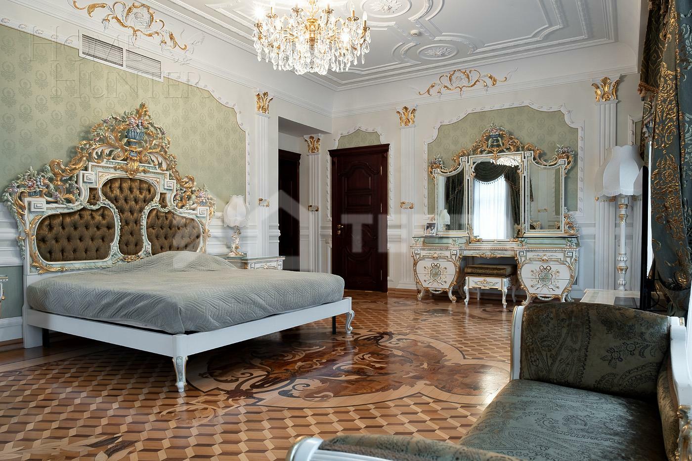 3-этажный коттедж 1 700 м² с отделкой