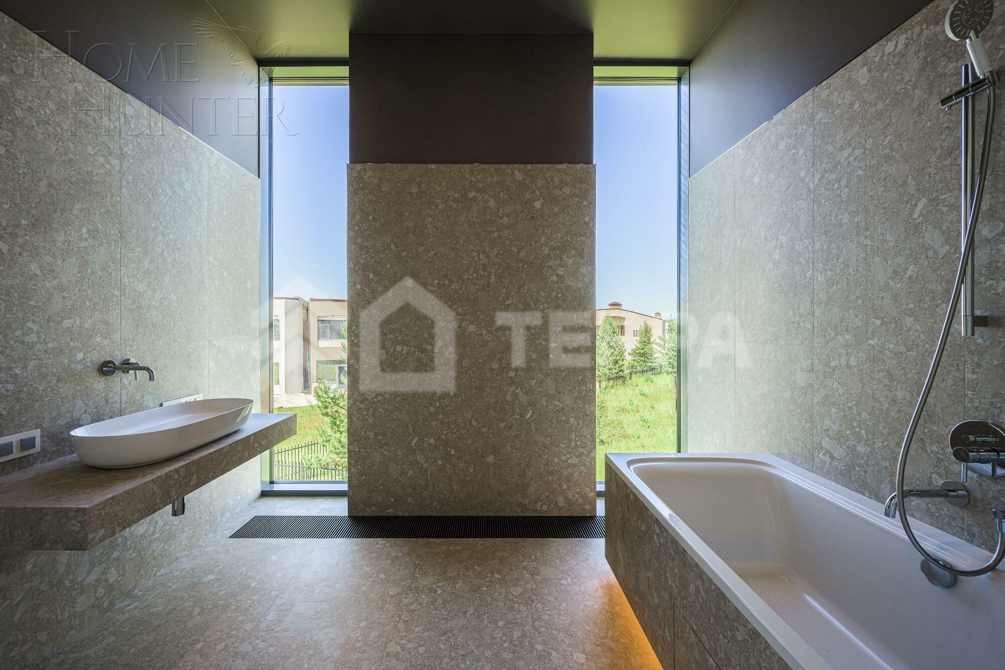 2-этажный коттедж 1 500 м² с отделкой