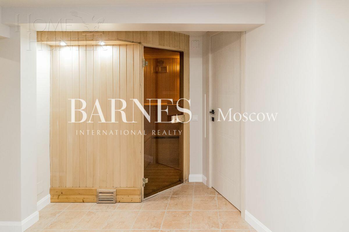 2-этажный коттедж 443 м² с отделкой