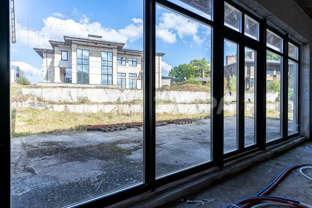 2-этажный коттедж 900 м² без отделки