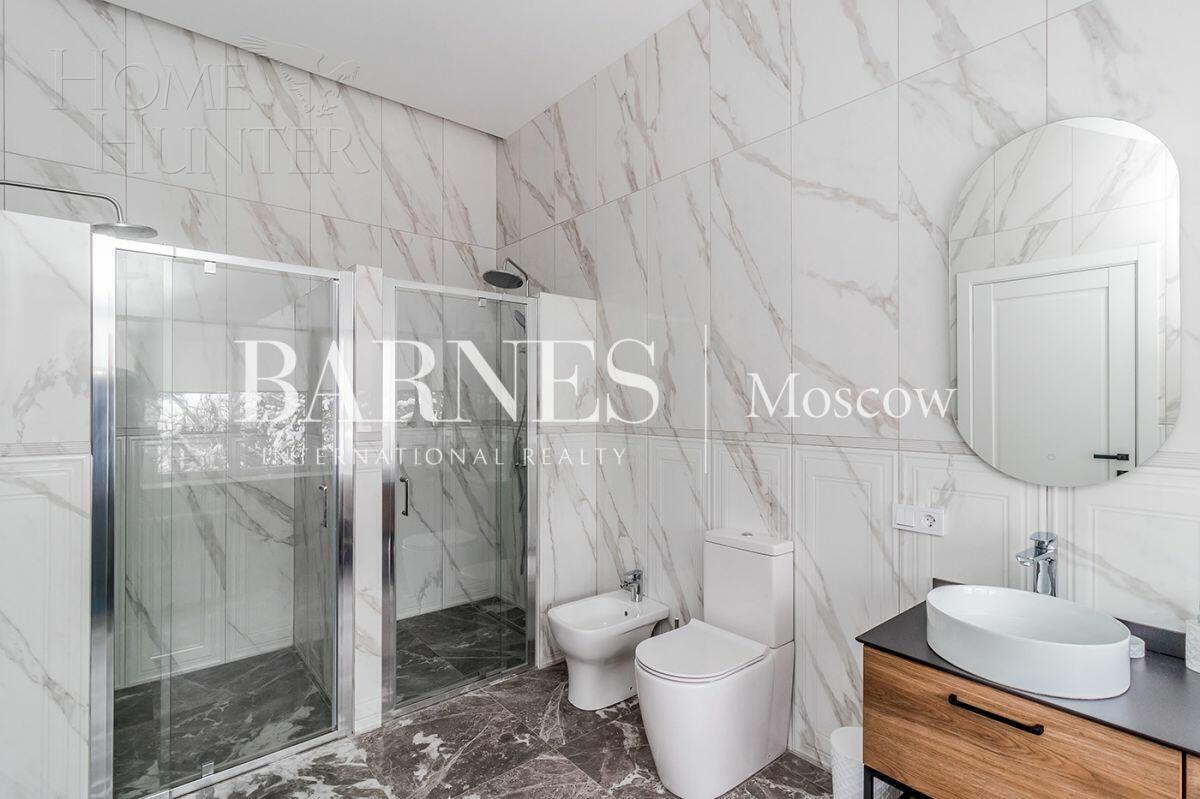 2-этажный коттедж 443 м² с отделкой