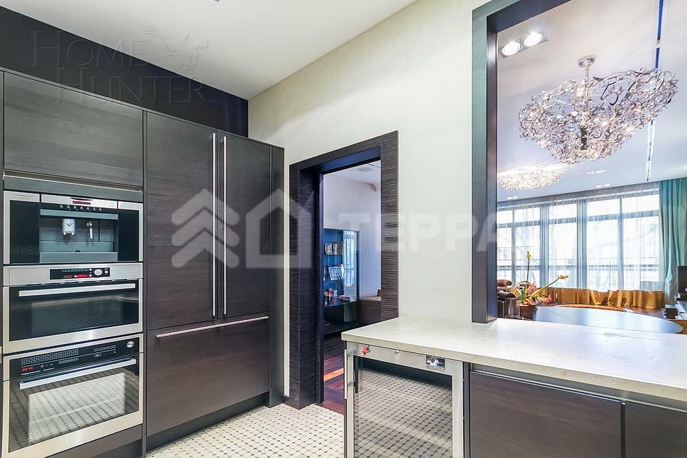 4-КОМН. КВАРТИРА С ОТДЕЛКОЙ 140 М² НА 3 ЭТАЖЕ