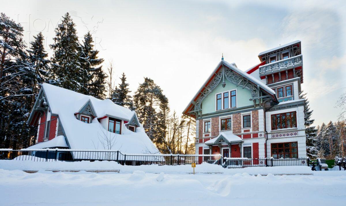 3-этажный коттедж 697 м² с отделкой