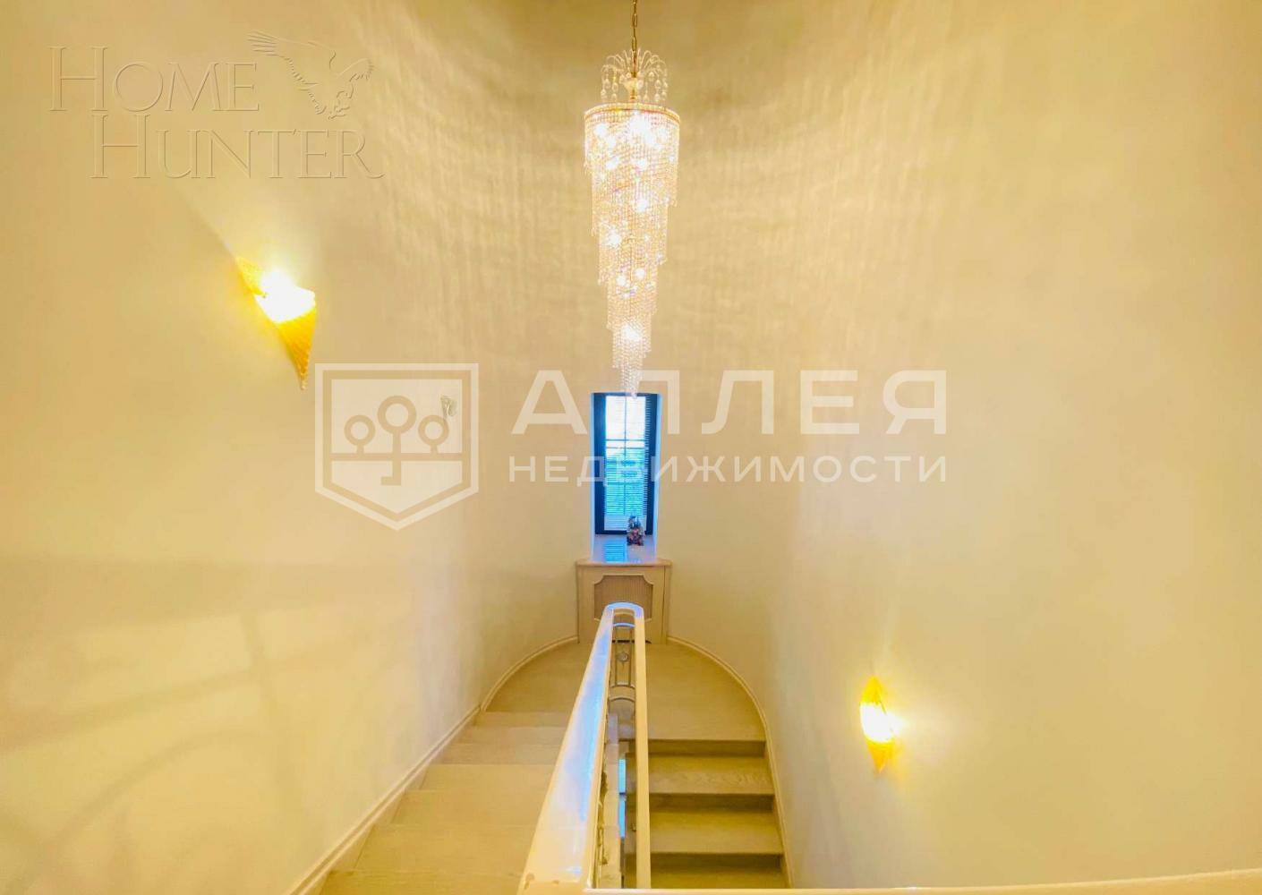 3-этажный коттедж 370 м² с отделкой