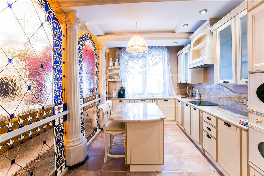 3-КОМН. КВАРТИРА С ОТДЕЛКОЙ 160 М² НА 10 ЭТАЖЕ