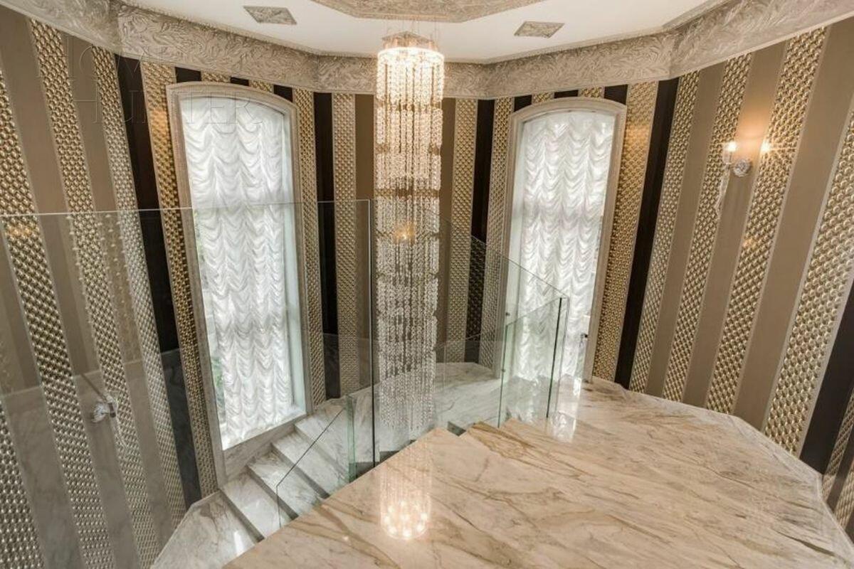 3-этажный коттедж 953 м² с отделкой