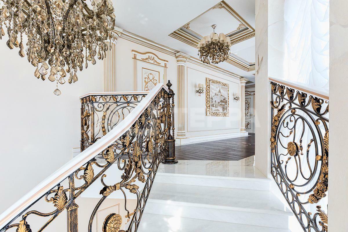 2-этажный коттедж 650 м² с отделкой