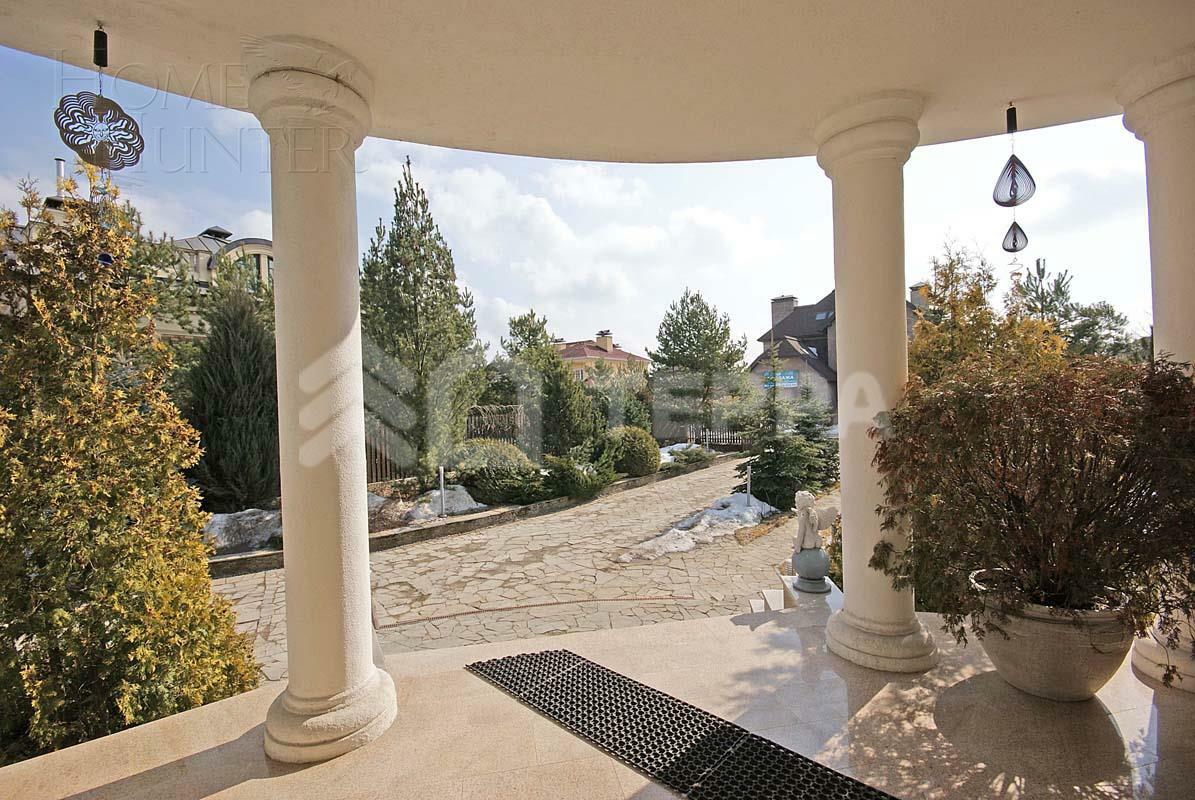 2-этажный коттедж 500 м² с отделкой