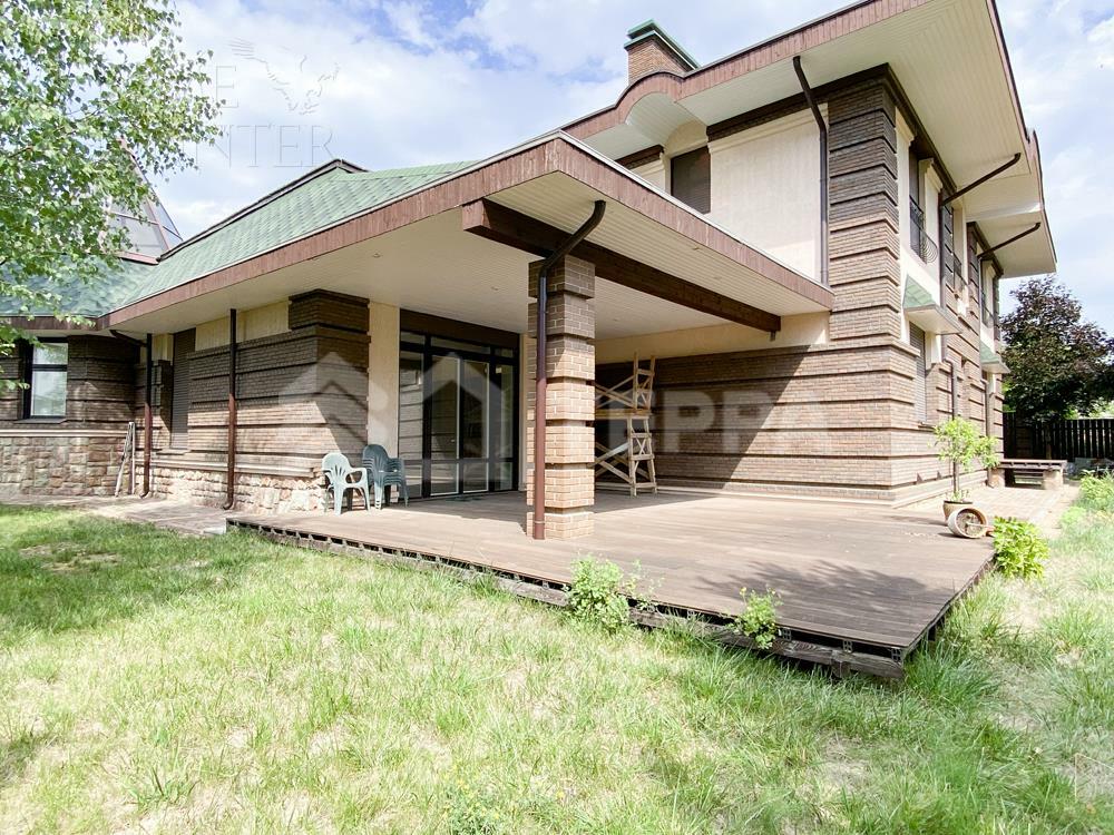 2-этажный коттедж 621 м² с отделкой