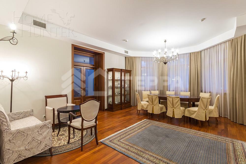 2-этажный коттедж 1 159 м² с отделкой