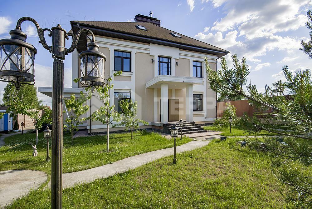 2-этажный коттедж 450 м² без отделки