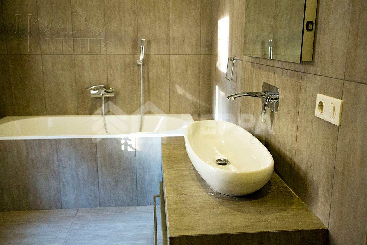 2-этажный коттедж 560 м² с отделкой