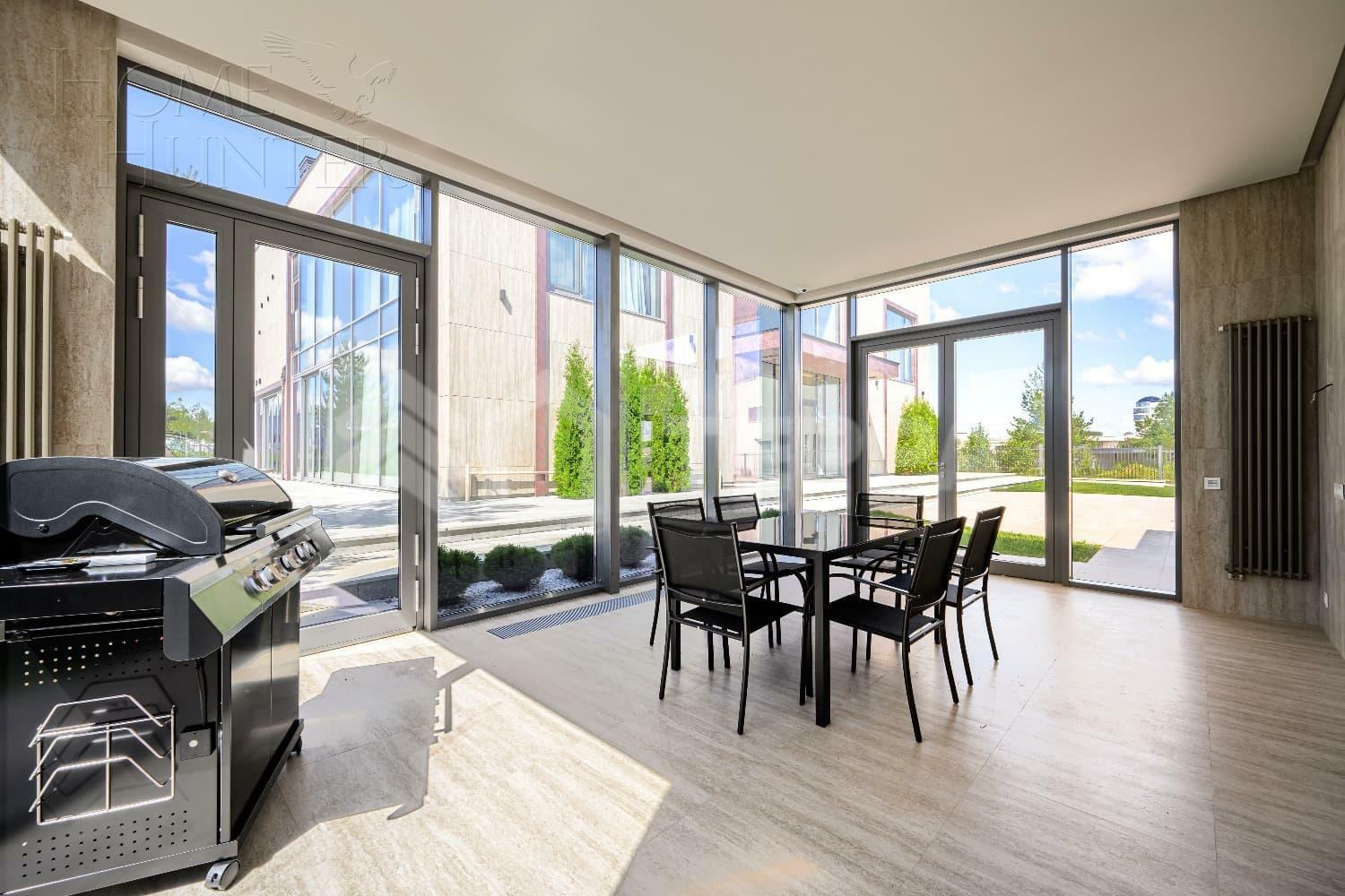 2-этажный коттедж 1 500 м² с отделкой