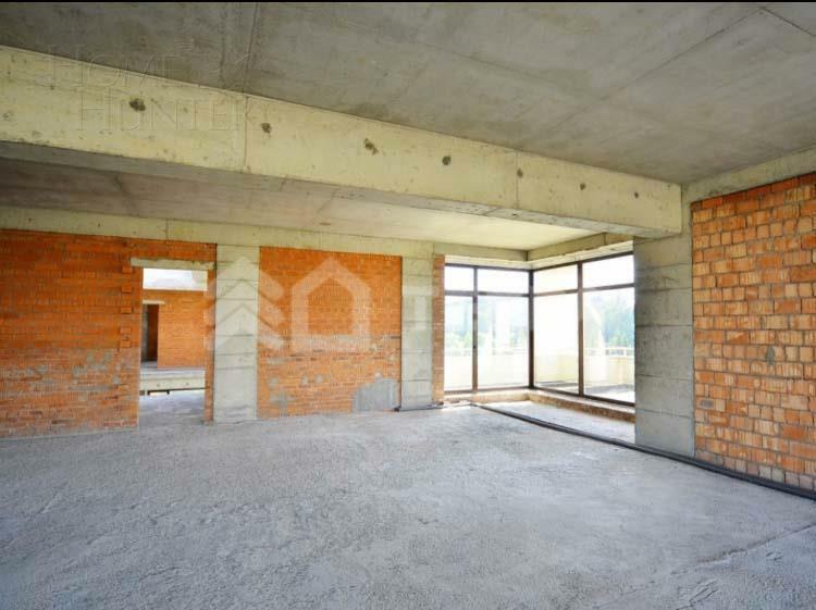 2-этажный коттедж 1 697 м² без отделки