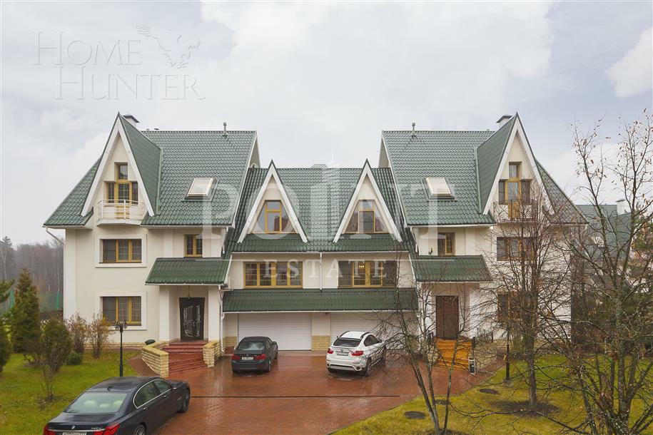 2-этажный таунхаус 460 м² с отделкой