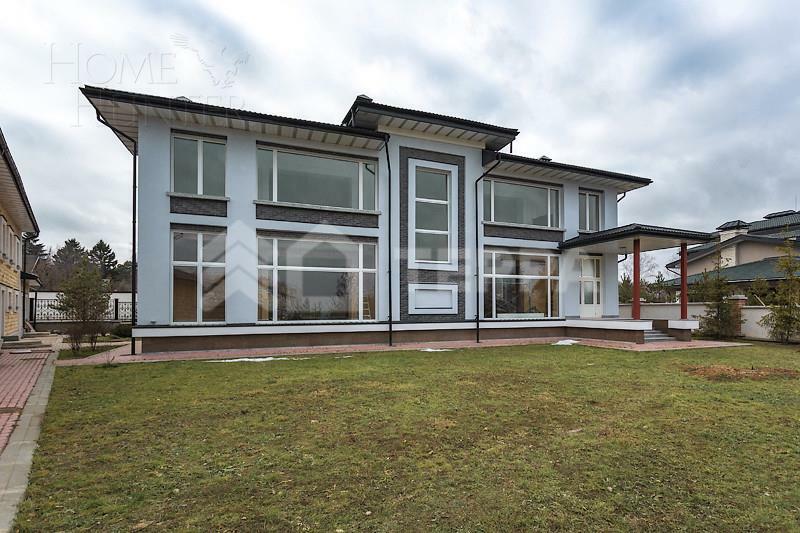 2-этажный коттедж 419.8 м² с отделкой