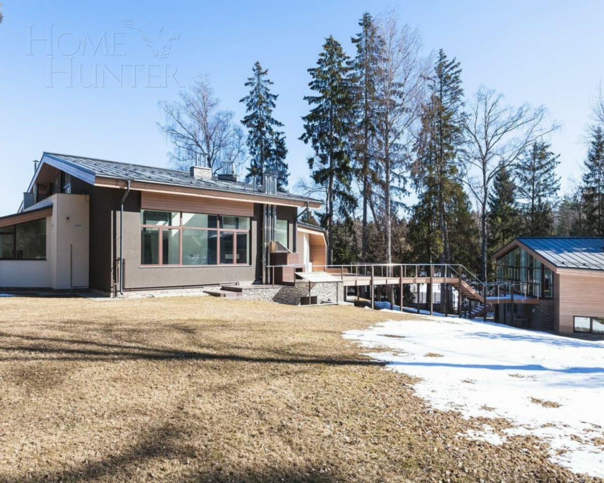 2-этажный коттедж 710 м² с отделкой