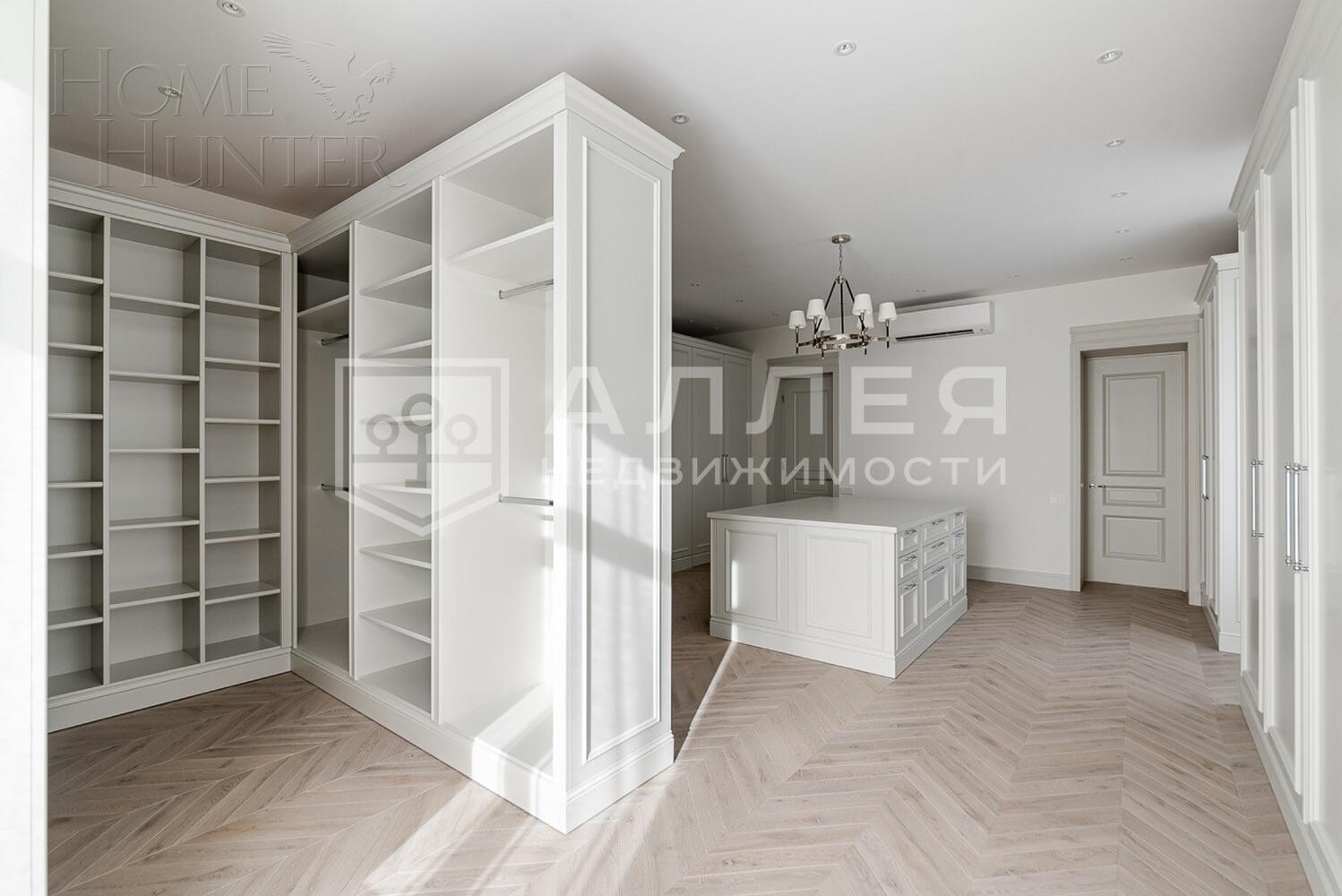 2-этажный коттедж 1 250 м² с отделкой