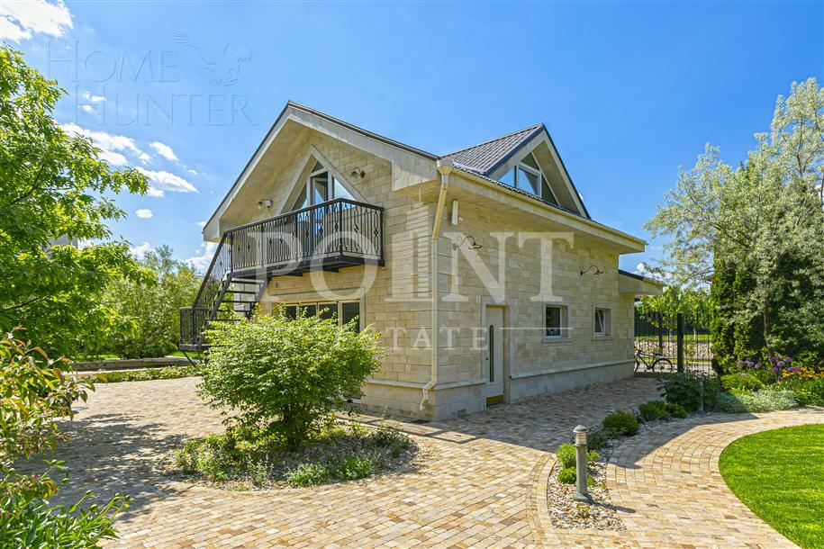 2-этажный коттедж 737 м² с отделкой