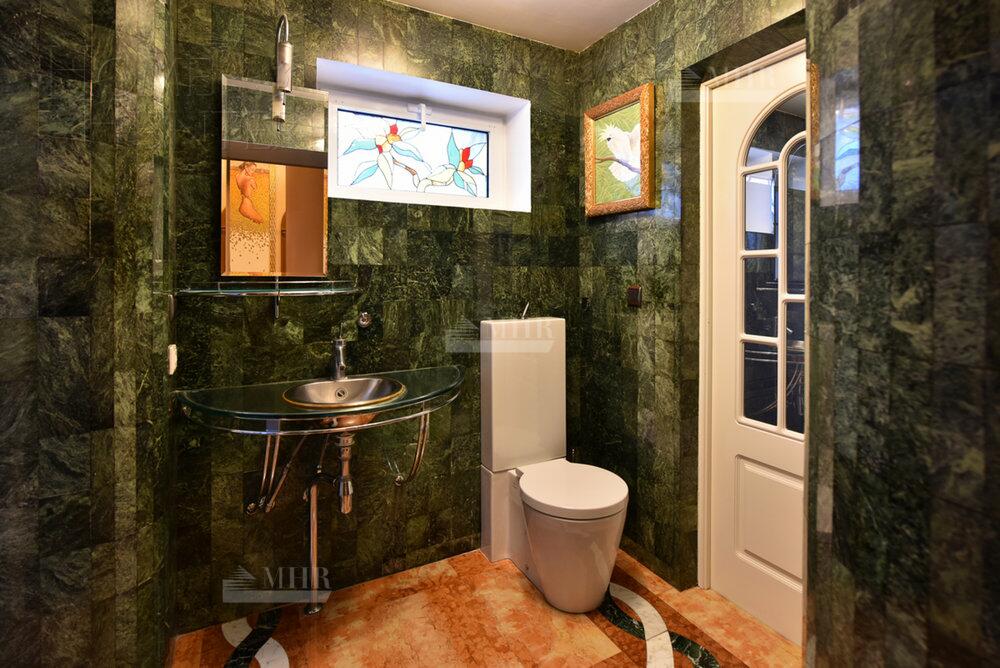 2-этажный коттедж 490 м² с отделкой