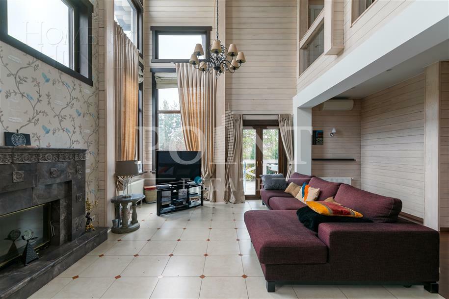 2-этажный коттедж 300 м² с отделкой