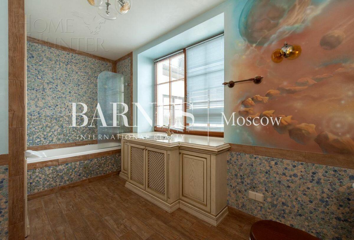 2-этажный коттедж 1 400 м² с отделкой