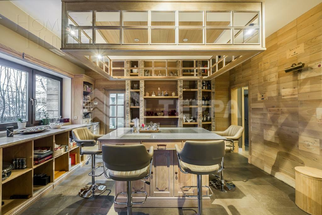 КОТТЕДЖ 650 м² с отделкой