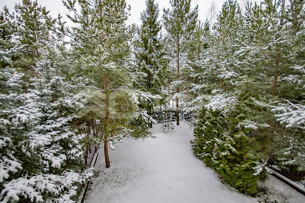 3-этажный таунхаус 350 м² с отделкой