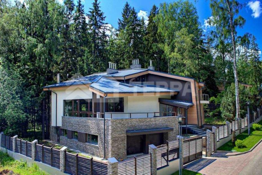 2-этажный коттедж 760 м² без отделки