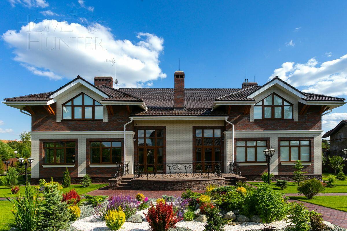 2-этажный коттедж 900 м² с отделкой