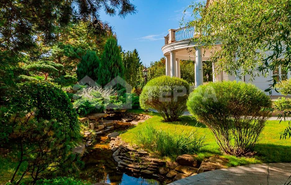 КОТТЕДЖ 1 800 м² с отделкой