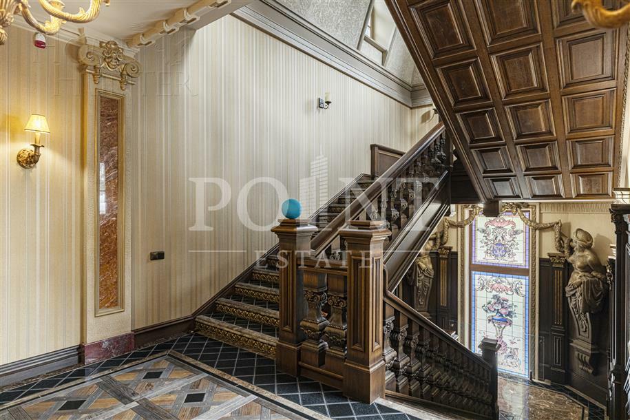 2-этажный коттедж 2 164 м² с отделкой