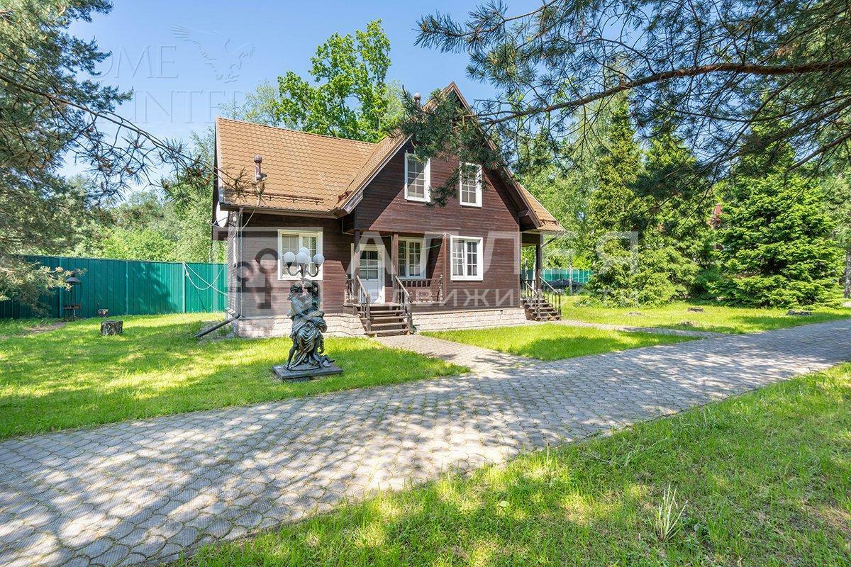 2-этажный коттедж 3 817 м² с отделкой