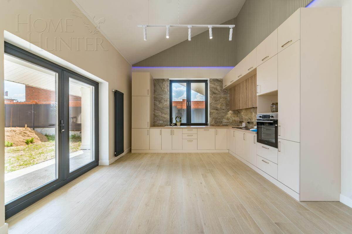 1-этажный коттедж 170 м² с отделкой