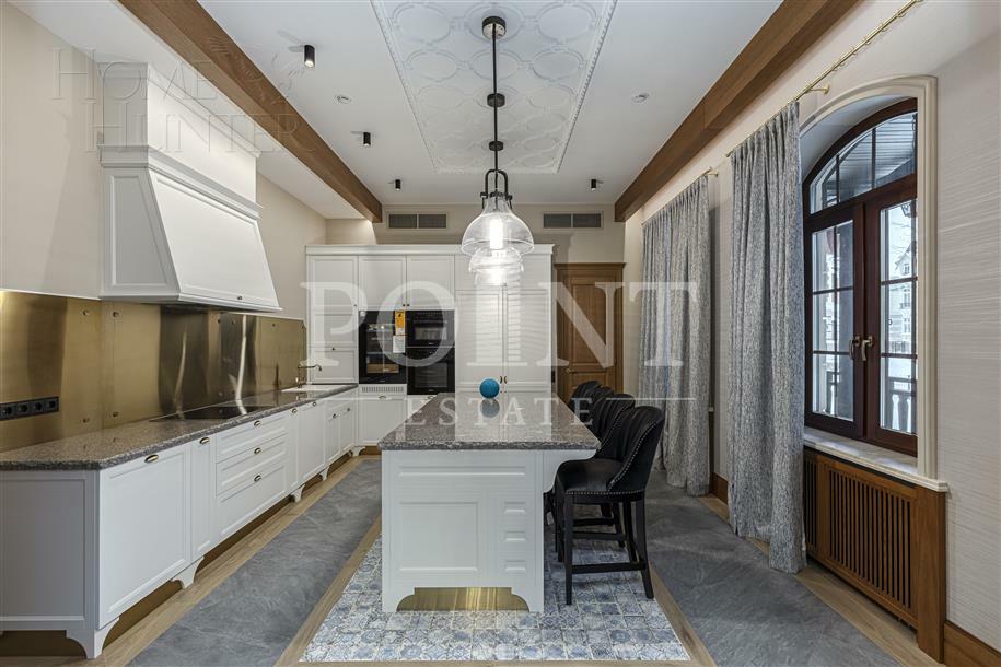 2-этажный коттедж 767 м² с отделкой