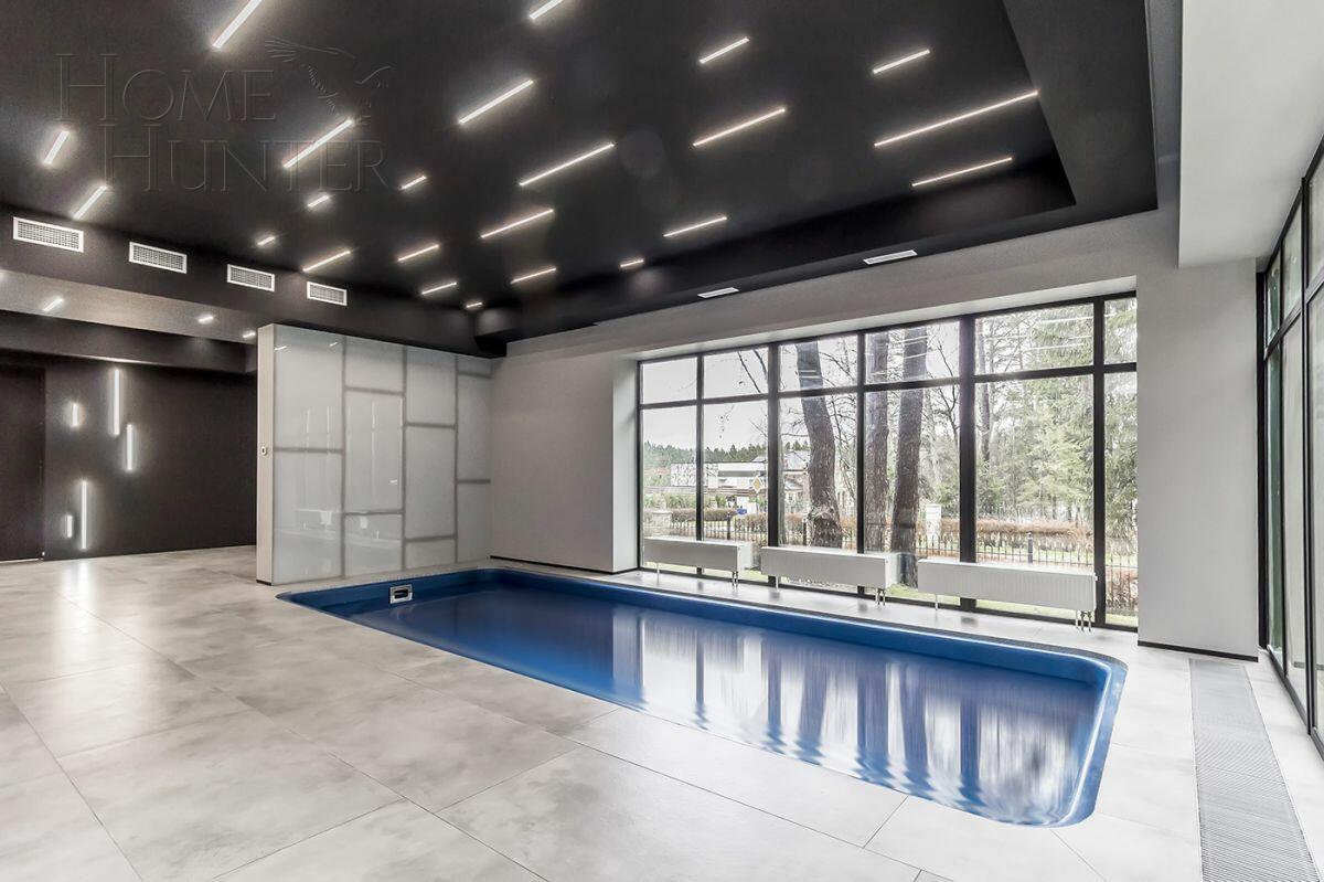 2-этажный коттедж 720 м² с отделкой