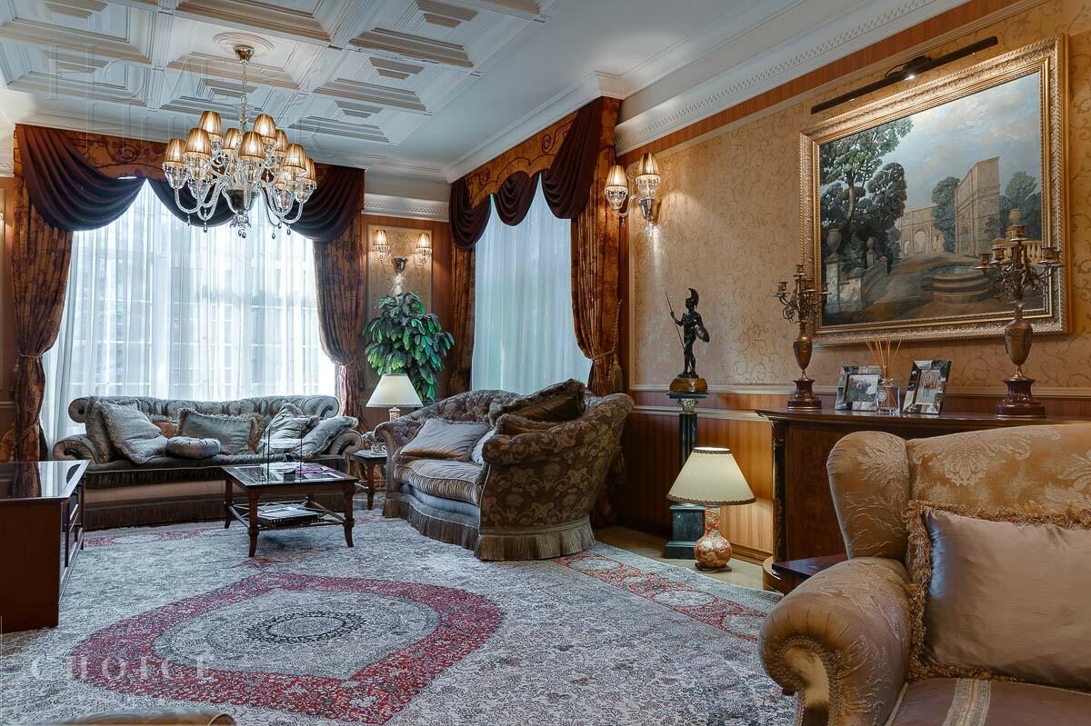 4-этажный коттедж 1 200 м² с отделкой