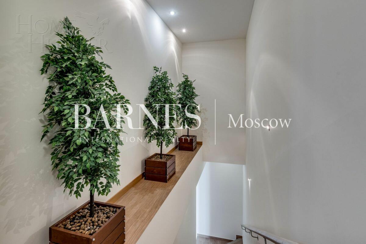 2-этажный таунхаус 380 м² с отделкой