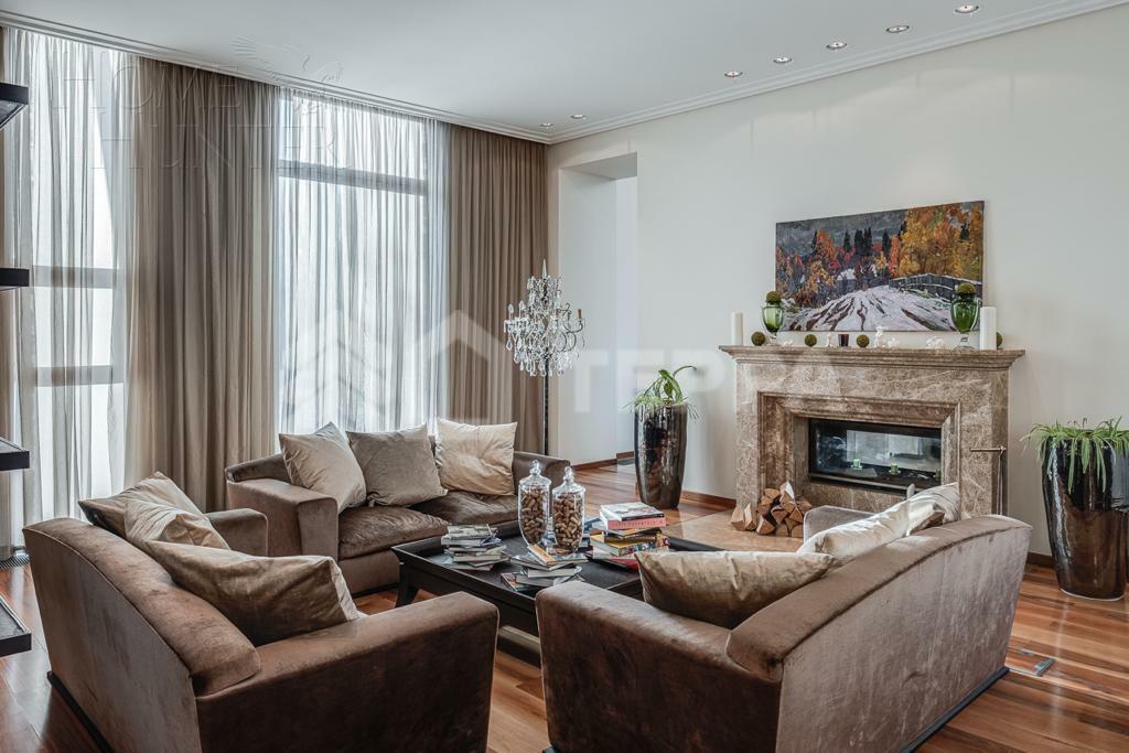 2-этажный коттедж 1 360 м² с отделкой