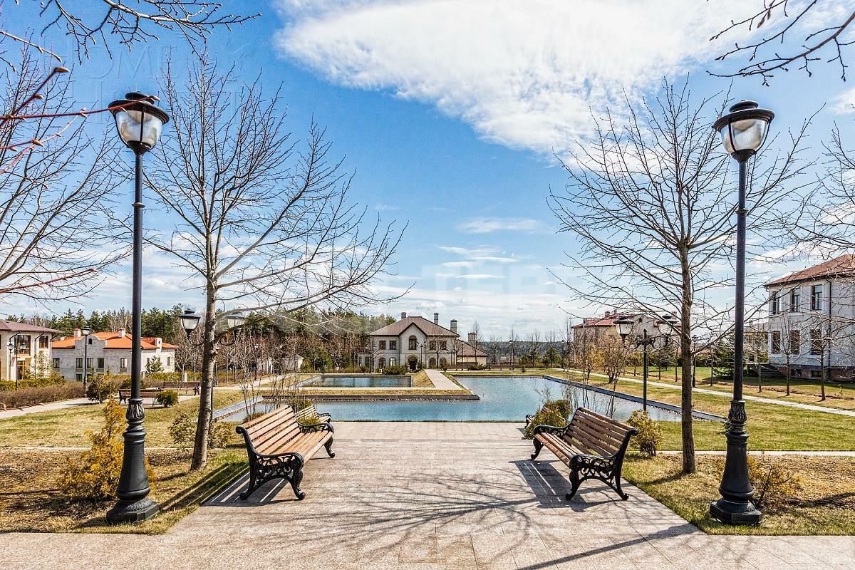 2-этажный коттедж 1 119 м² без отделки